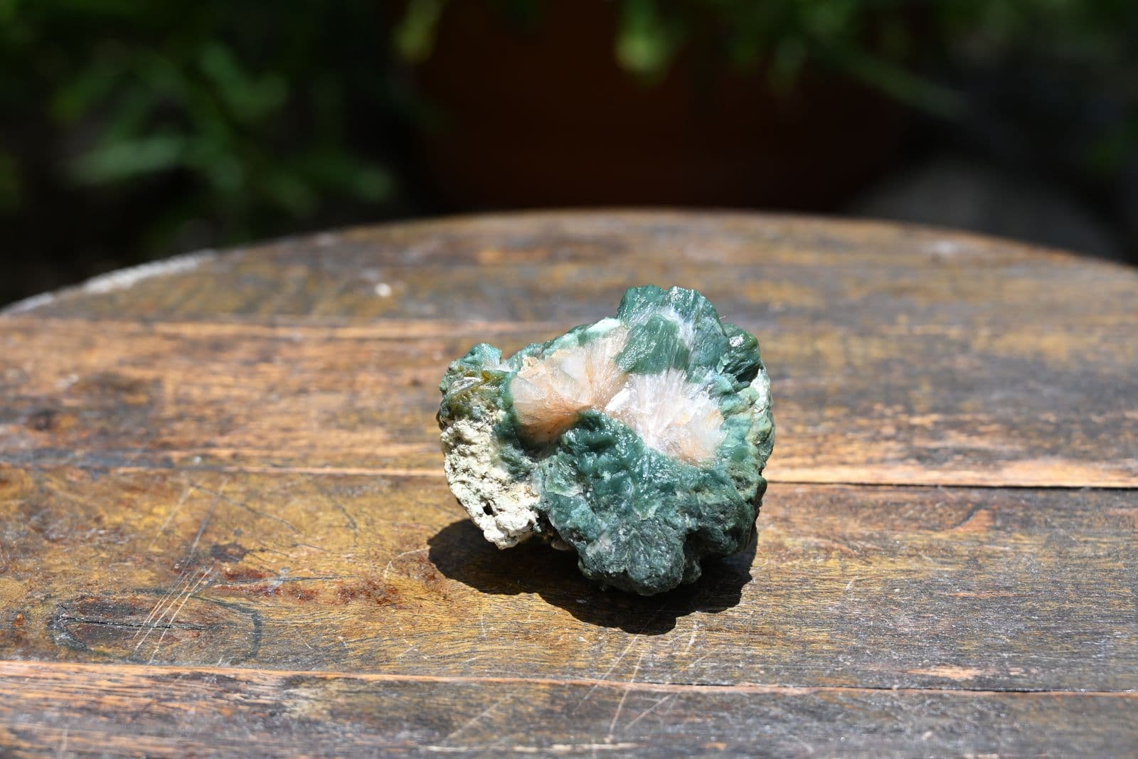 Celadonite-Coated Basalt with Stilbite Rosette