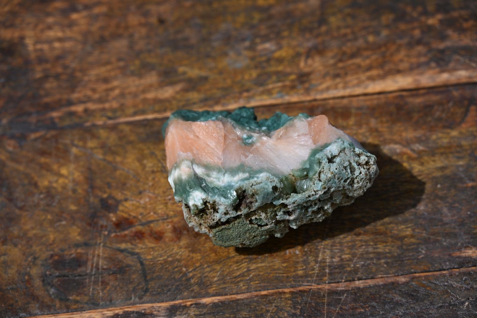 Stilbite and Celadonite on Basalt Matrix — view 9